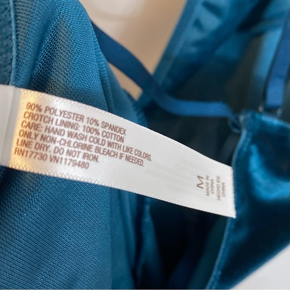 Teal velvet body suit medium - Picture 7 of 7